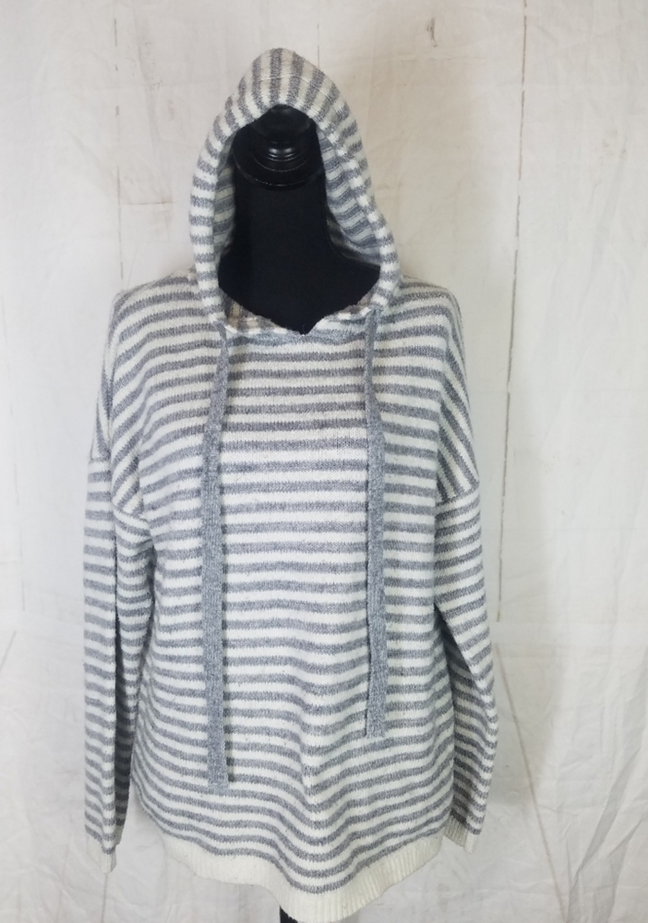 Lida kate stripped hooded sweater